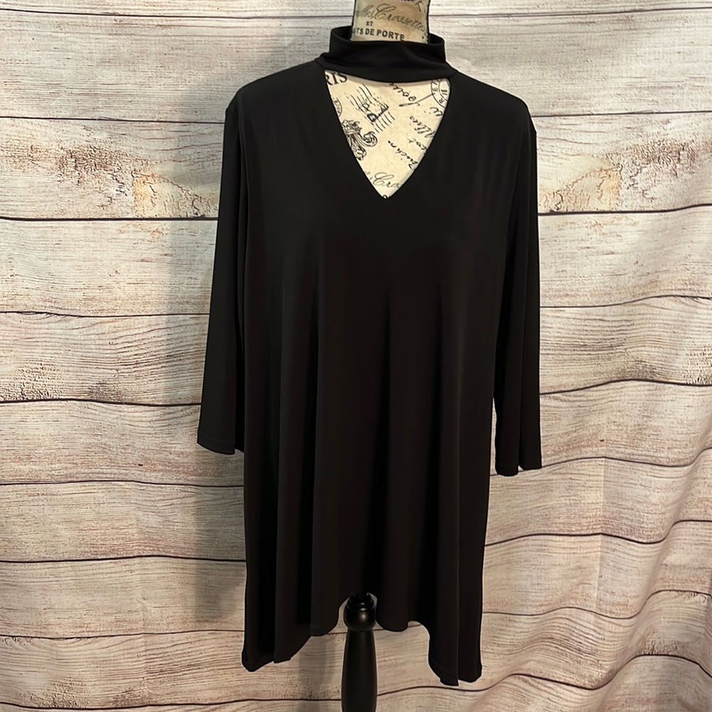 Clara Sun Woo Tunic Choker V-neck Shark Bite Hem Black 3/4 Sleeves Travel
